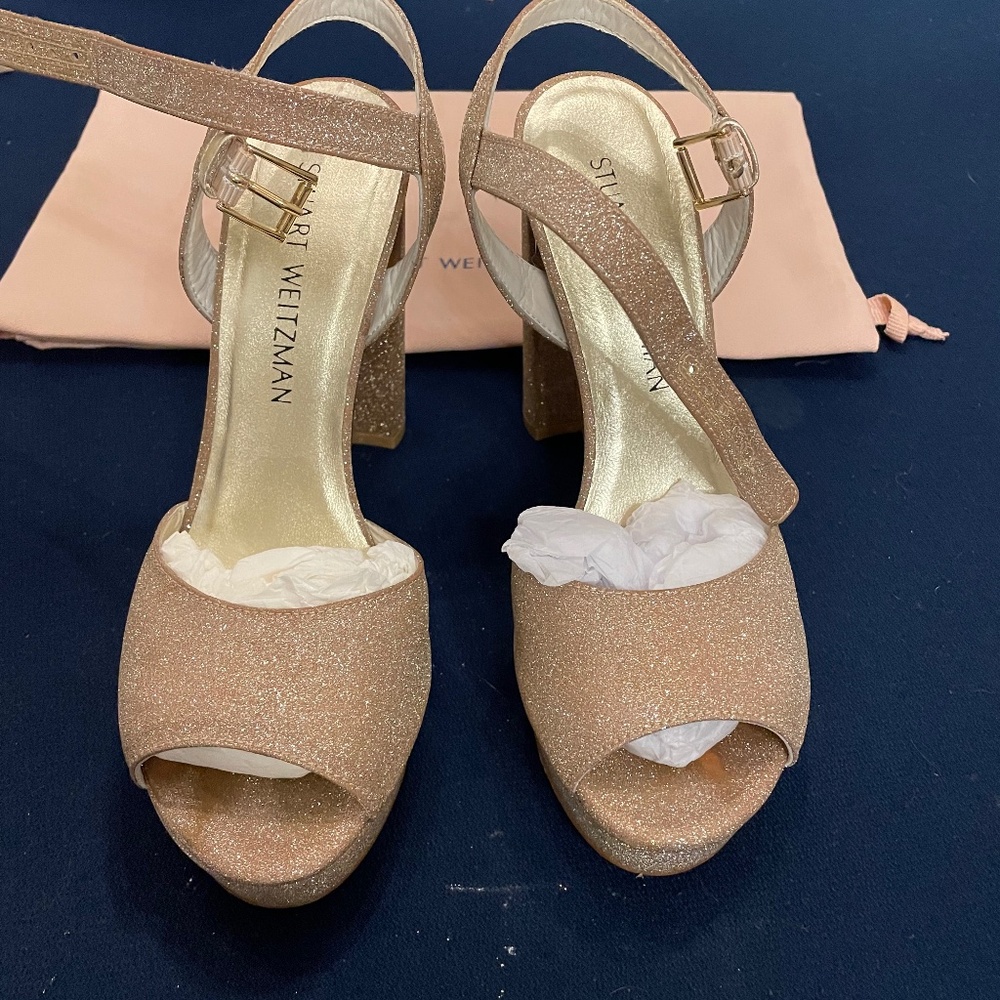 Stuart Weitzman Gold Sparkle Platform - Size 6.5